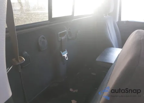 2004 Dodge Ram 1500 Slt/Laramie z USA, uszkodzony, nr VIN 1D7HU16D44J118131